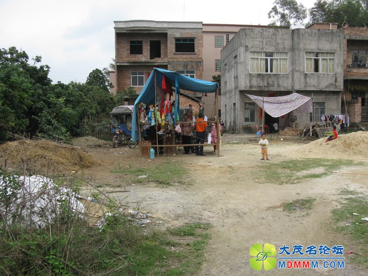 Ƭ 047.jpg