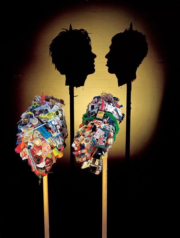 rubbish-shadow-sculptures-tim-noble-sue-webster-12.jpg