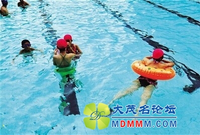 101121ad6ofld5564d6oap.jpg