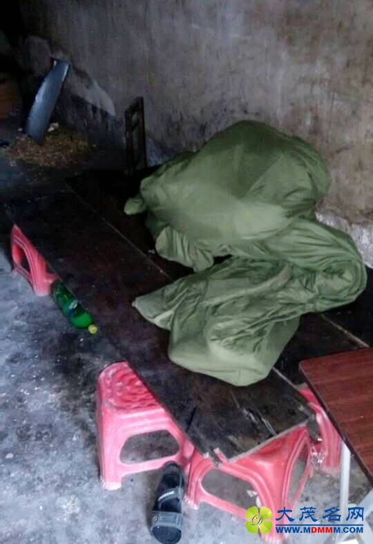 082859vn7w59kwyyq7ke13.jpg