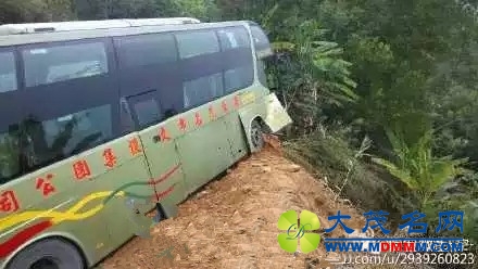 182424l93ggad4g2n8urn4.jpg