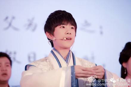 7׷סǼƵ TFboys˿׷72Сʱ¼