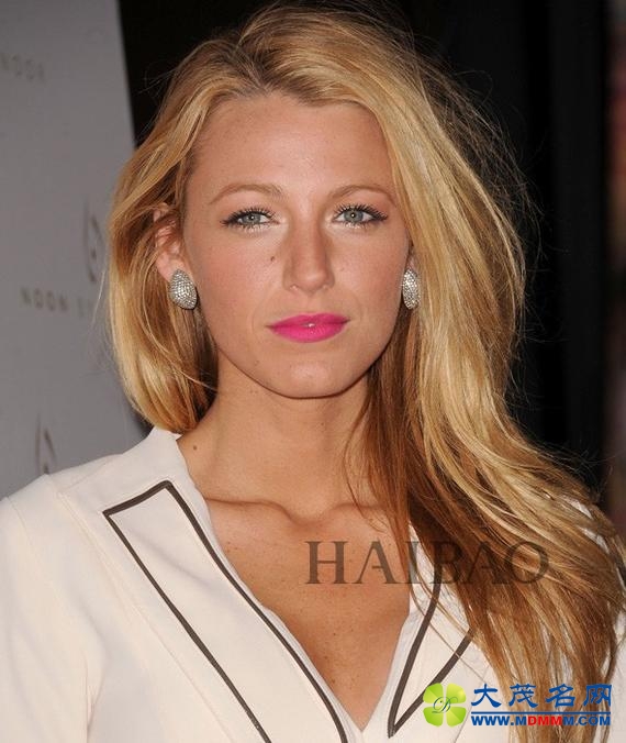 ˡ (Blake Lively)