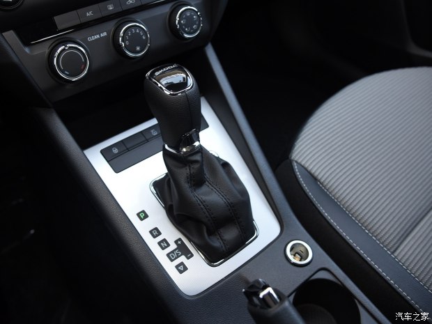 ˹´  2016 Ŀ 1.6L Զа