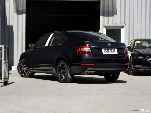 ˹´  2016 Ŀ 1.6L ֶа