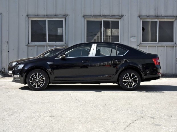˹´  2016 Ŀ 1.6L ֶа