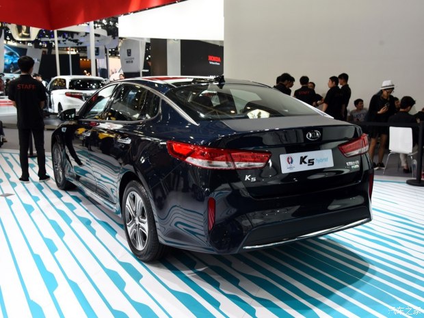 ô K5 2016 Hybrid