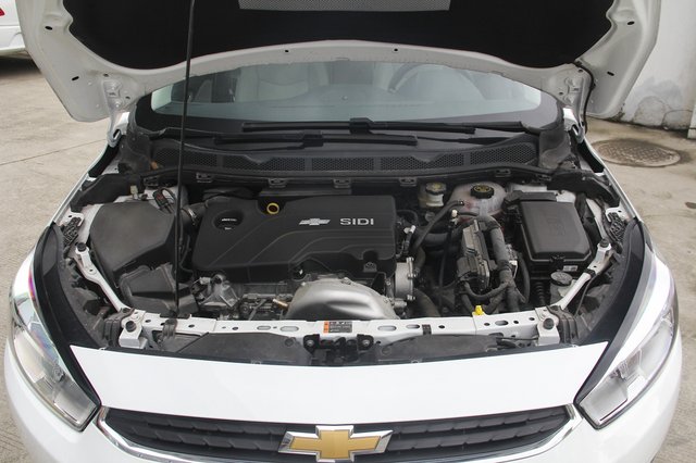³ 2015 1.5L AT