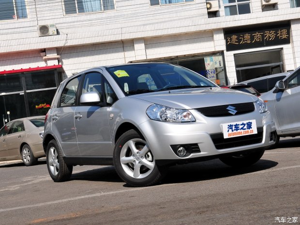 ľ  SX4 2011  1.6L Զ