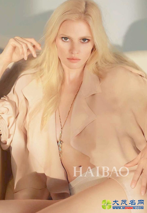 ˹ͨ (Lara Stone)