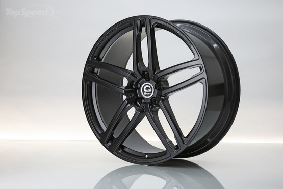 װ汦X5 M 700