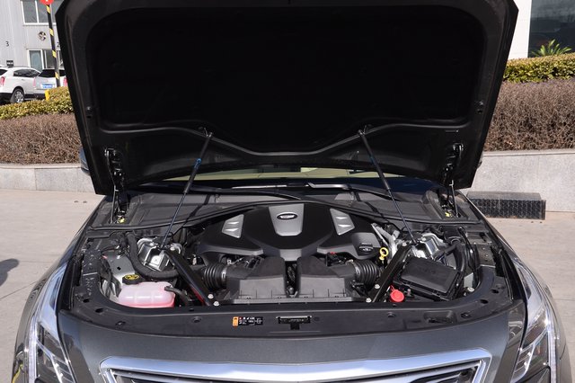 CT6 2016 40T AT