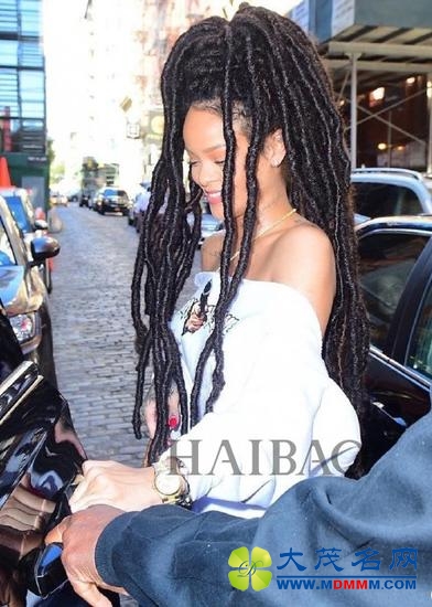 ٹ Rihanna ڽ