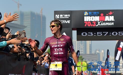 2016IRONMAN 70.3վԲ